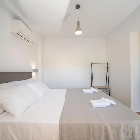 Mirabilia Apartment